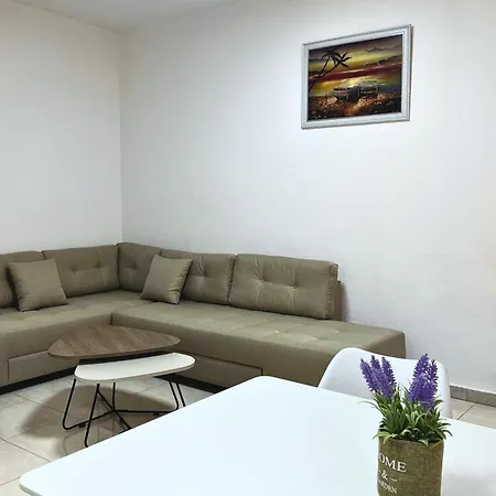 Apartment Dalanaj *